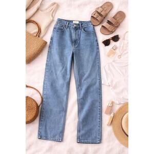 Abercrombie & Fitch Women's Curve Love Mid Rise Straight Leg Jeans Blue SZ 26/8